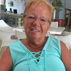 Meet your Posher, Francine